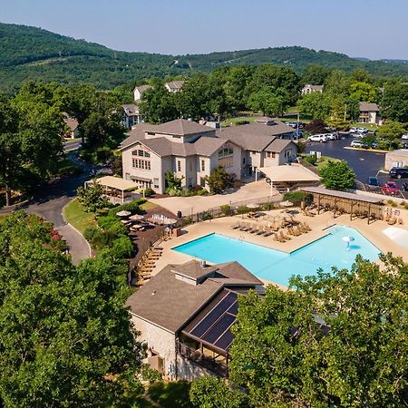 Elegant Lakeside Retreat In Branson Dış mekan fotoğraf