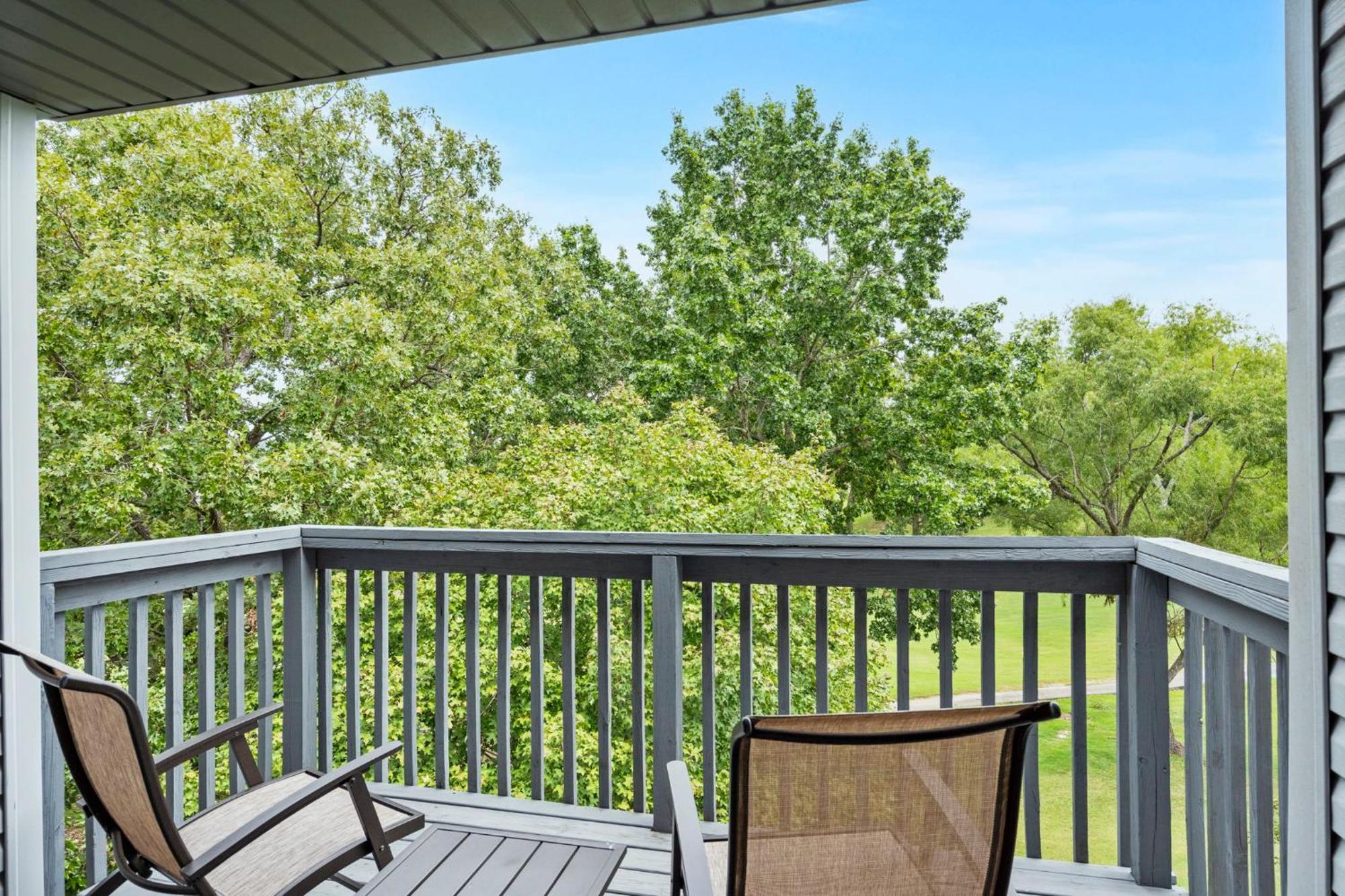 Elegant Lakeside Retreat In Branson Dış mekan fotoğraf